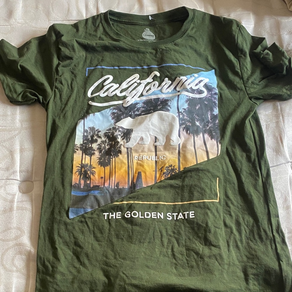 California Graphic T-Shirt in Green